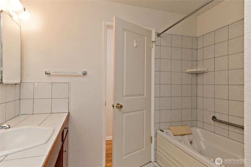 Property photo for 1611 1st Street SE, Auburn photo 24