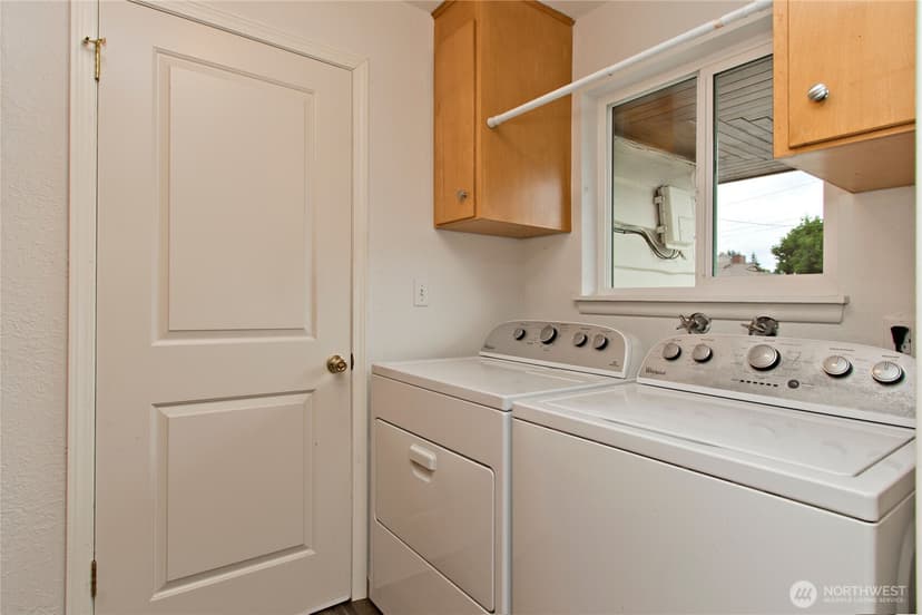 Property photo for 1611 1st Street SE, Auburn photo 21