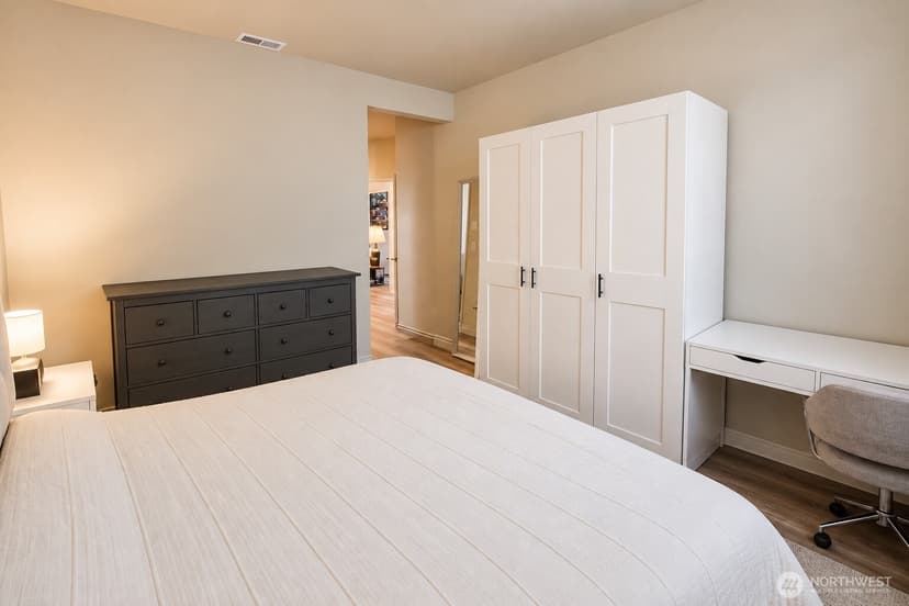 Property photo for 4714 Mill Pond Drive SE #401, Auburn photo 7