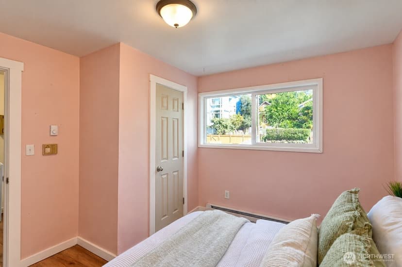 Property photo for 312 21st Avenue, Seattle photo 12
