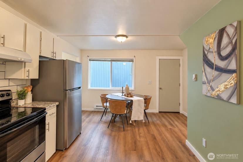 Property photo for 312 21st Avenue, Seattle photo 7