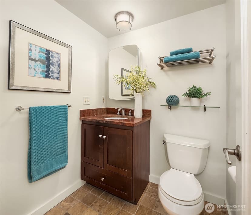 Property photo for 6827 28th Avenue NE, Seattle photo 16