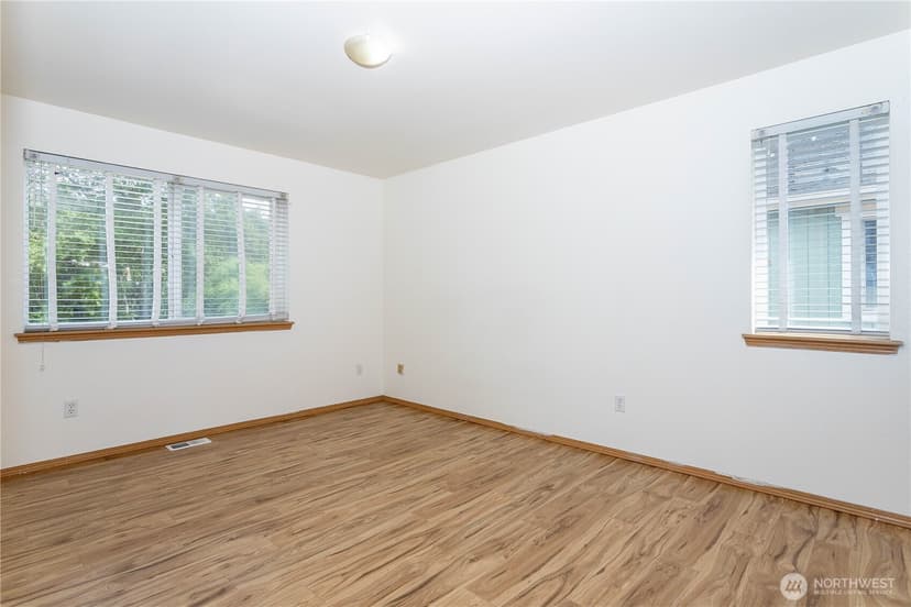 Property photo for 11850 44th Place S, Tukwila photo 20