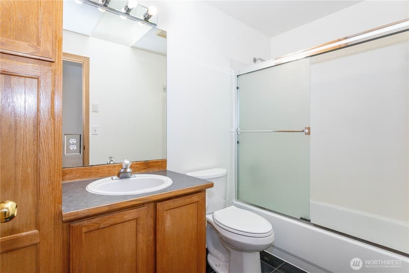 Property photo for 11850 44th Place S, Tukwila photo 15