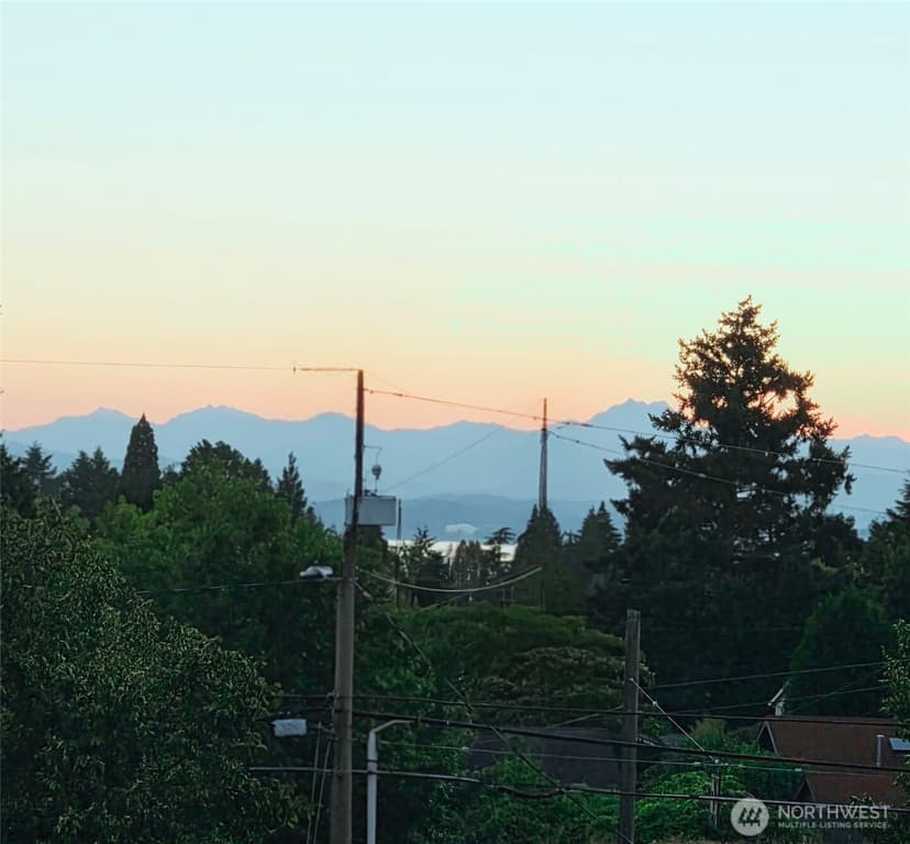 Property photo for 6331 42nd Avenue SW #A, Seattle photo 36