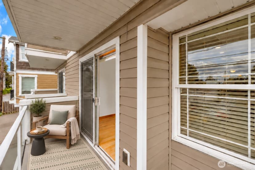 Property photo for 6331 42nd Avenue SW #A, Seattle photo 17
