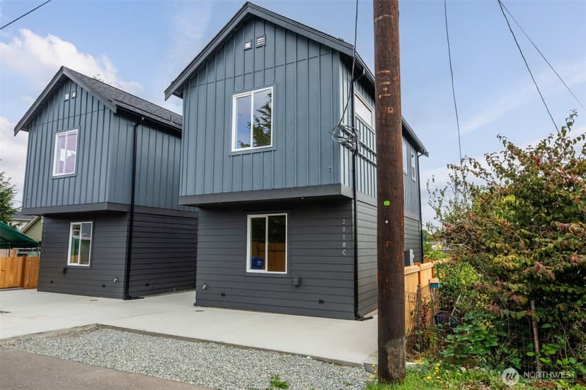 Property photo for 2018 Oakes Avenue #C, Everett photo 16