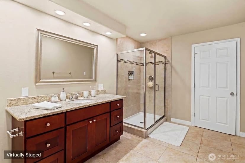 Property photo for 24010 SE 168th Street, Issaquah photo 11
