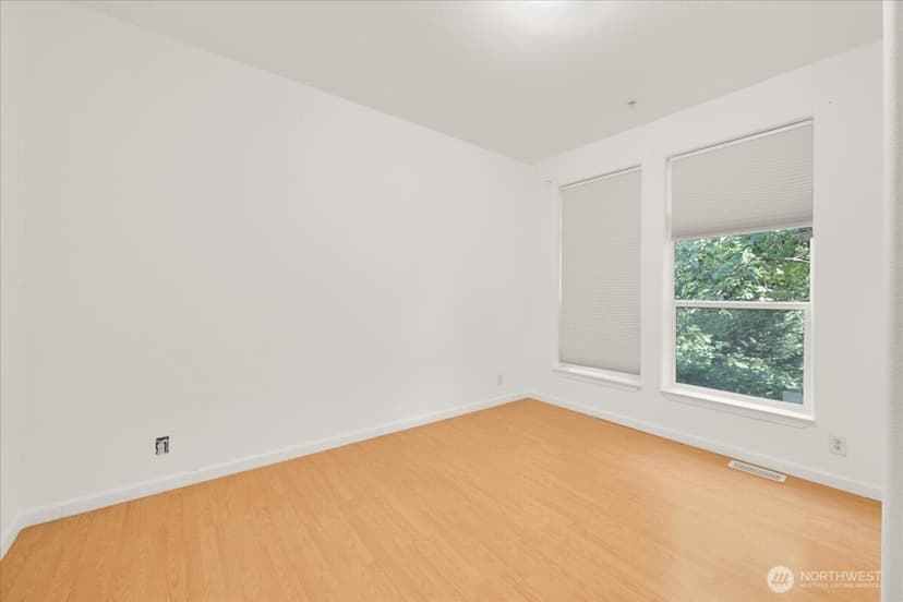 Property photo for 11516 85th Avenue S, Seattle photo 15