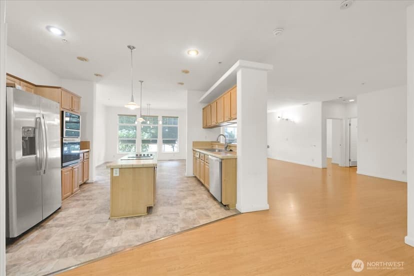 Property photo for 11516 85th Avenue S, Seattle photo 12