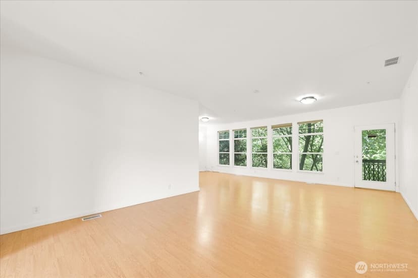 Property photo for 11516 85th Avenue S, Seattle photo 7
