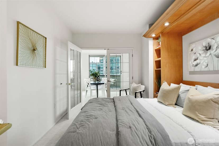 Property photo for 177 107th Avenue NE #718, Bellevue photo 17