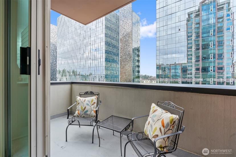 Property photo for 177 107th Avenue NE #718, Bellevue photo 12