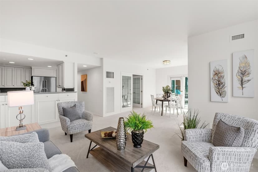 Property photo for 177 107th Avenue NE #718, Bellevue photo 2