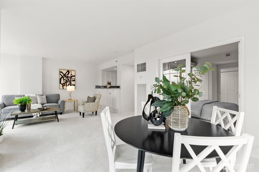 Property photo for 177 107th Avenue NE #718, Bellevue photo 10