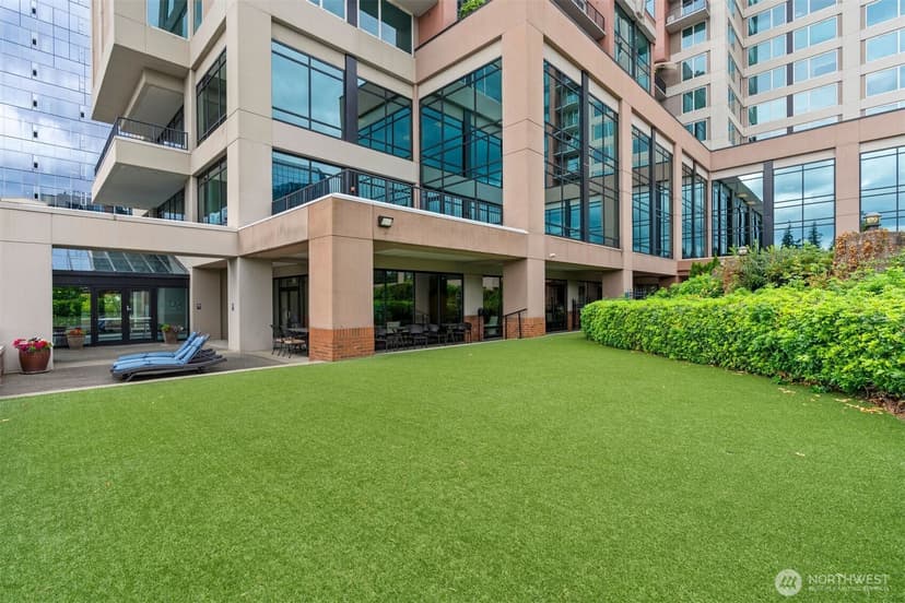 Property photo for 177 107th Avenue NE #718, Bellevue photo 37