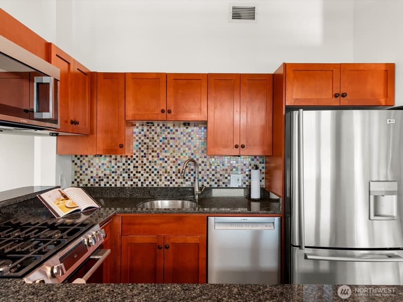 Property photo for 1101 A Street #701, Tacoma photo 8