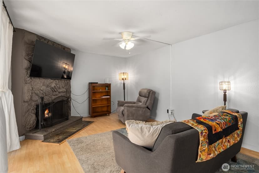 Property photo for 32304 4th Place S #R1, Federal Way photo 13