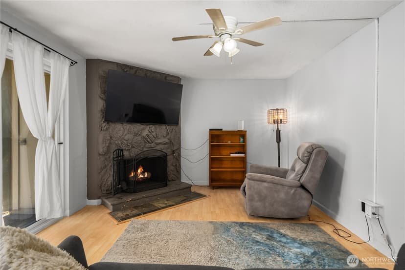Property photo for 32304 4th Place S #R1, Federal Way photo 11