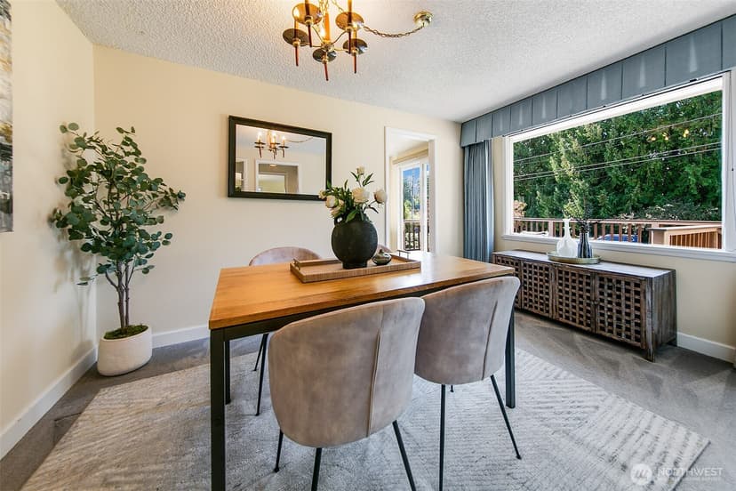 Property photo for 9240 Fauntleroy Way SW, Seattle photo 6