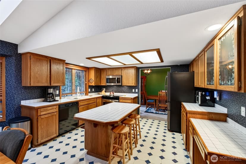 Property photo for 6412 45th Street W, University Place photo 13