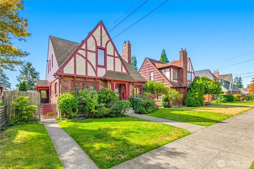 Property photo for 843 NE 81st Street, Seattle photo 32