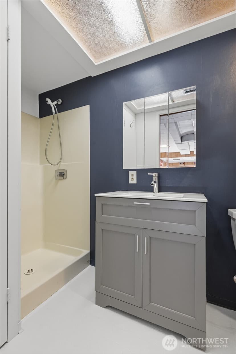 Property photo for 843 NE 81st Street, Seattle photo 22