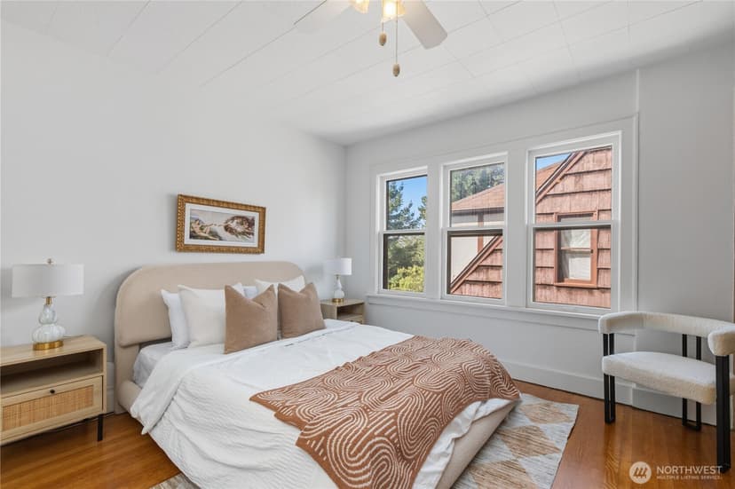 Property photo for 843 NE 81st Street, Seattle photo 18