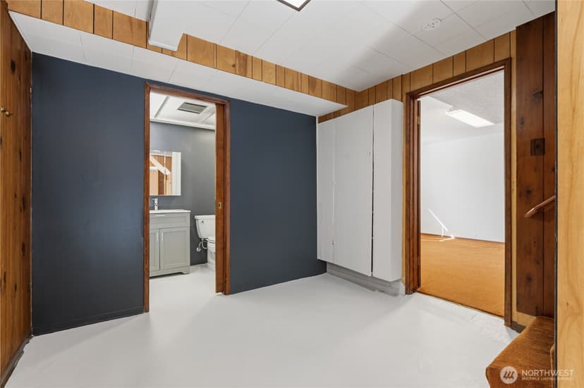 Property photo for 843 NE 81st Street, Seattle photo 21