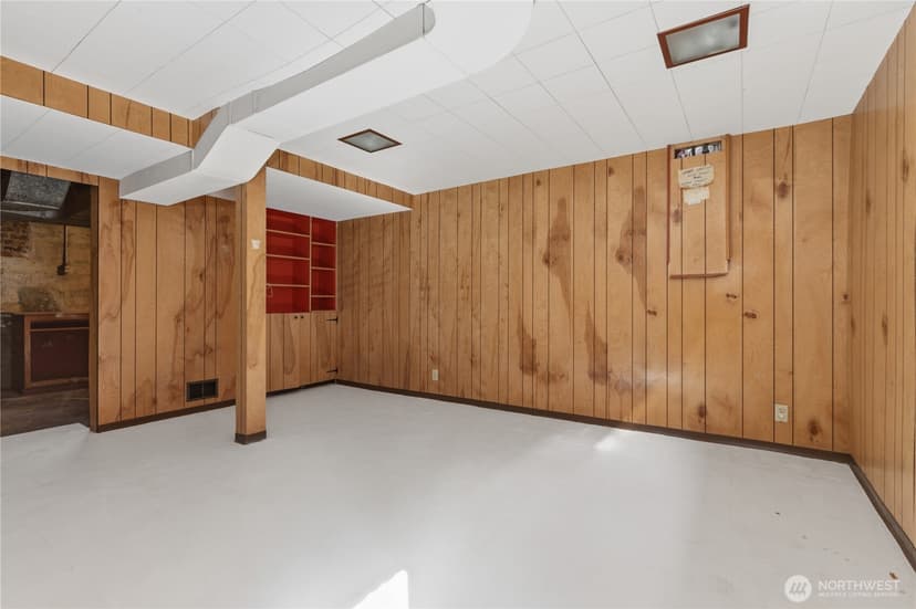 Property photo for 843 NE 81st Street, Seattle photo 23