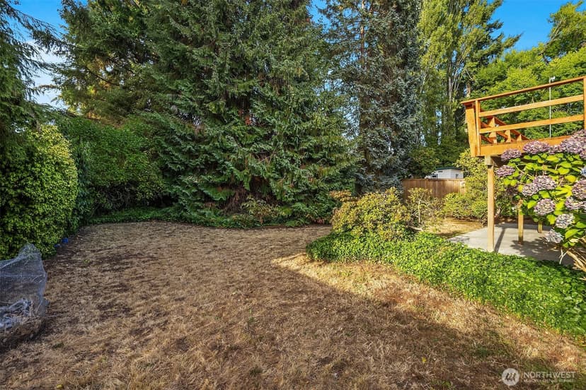 Property photo for 8619 Maple Lane, Edmonds photo 25