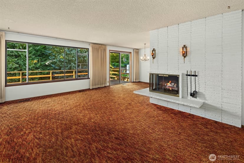 Property photo for 8619 Maple Lane, Edmonds photo 4