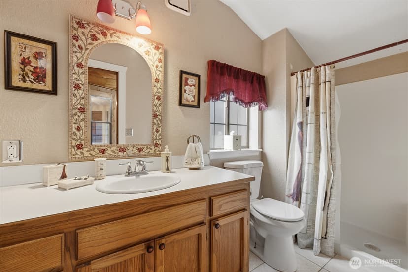 Property photo for 5704 69th Avenue Ct W, University Place photo 35