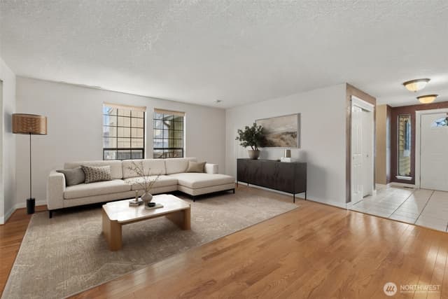 Property photo for 5704 69th Avenue Ct W, University Place photo 3
