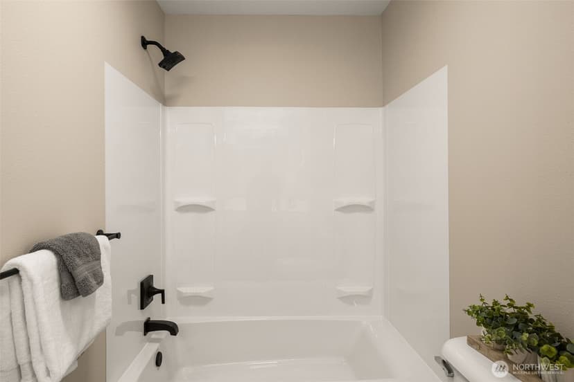 Property photo for 17904 20th Avenue SE, Bothell photo 34