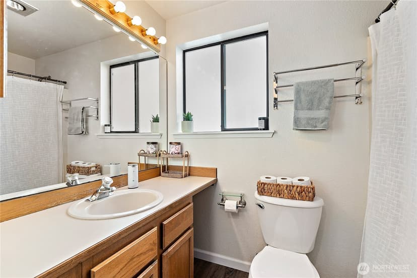 Property photo for 22057 SE 267th Street, Maple Valley photo 14
