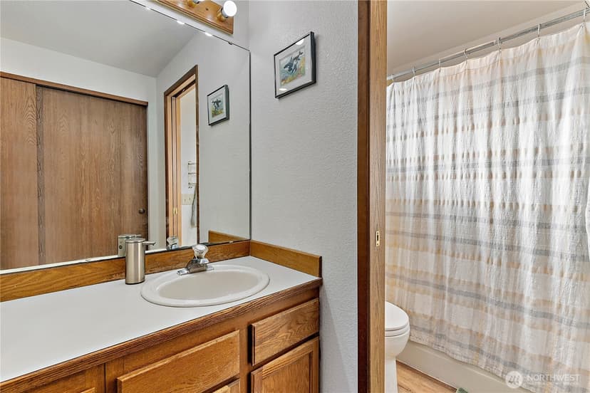 Property photo for 22057 SE 267th Street, Maple Valley photo 12