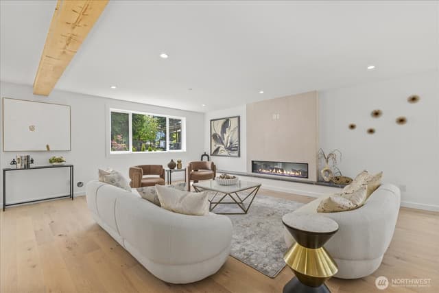 Property photo for 230 SW 183rd Street, Normandy Park photo 2