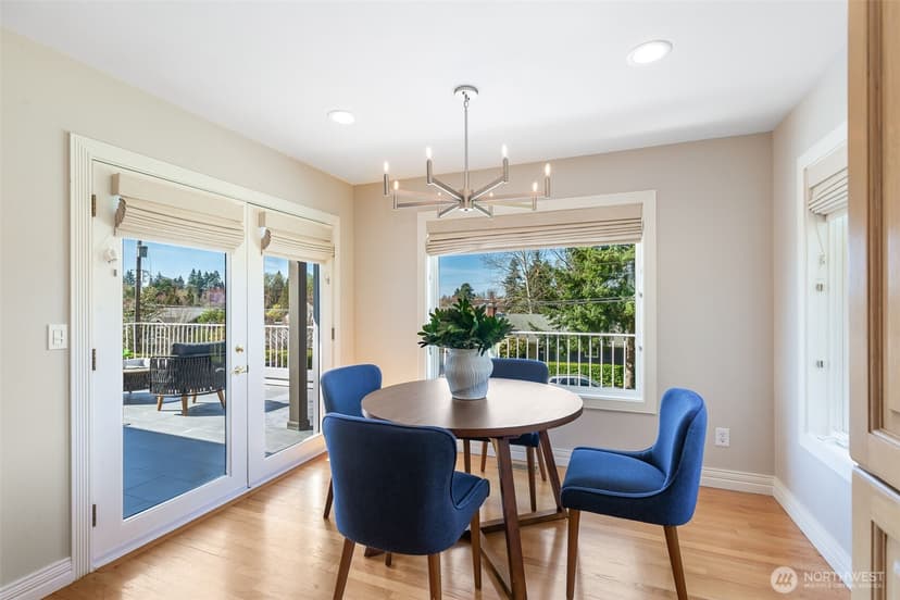 Property photo for 4550 49th Avenue NE, Seattle photo 12