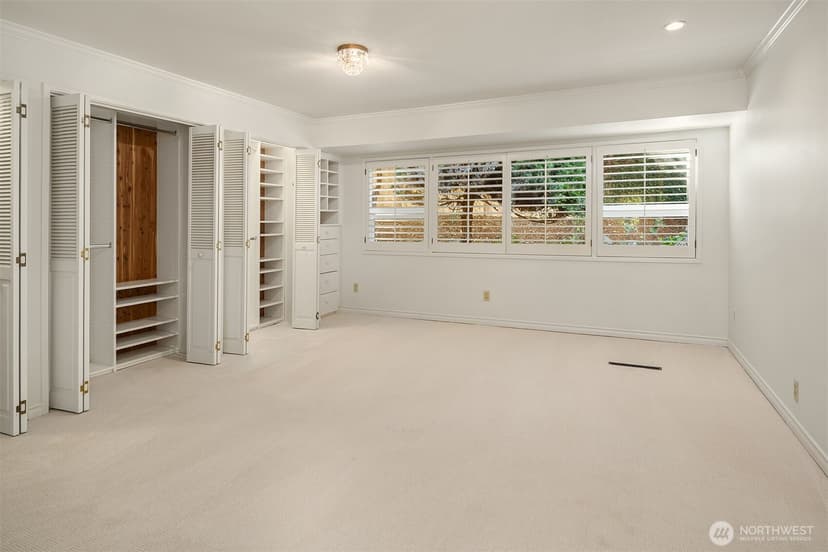 Property photo for 1425 Broadmoor Drive E, Seattle photo 13