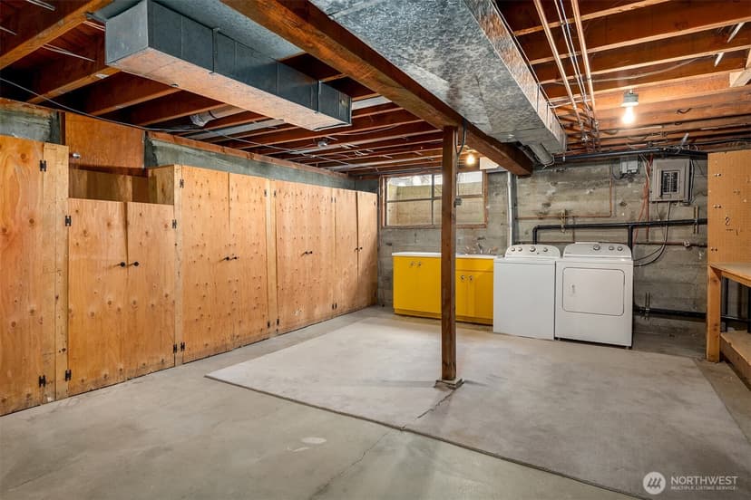 Property photo for 1425 Broadmoor Drive E, Seattle photo 21