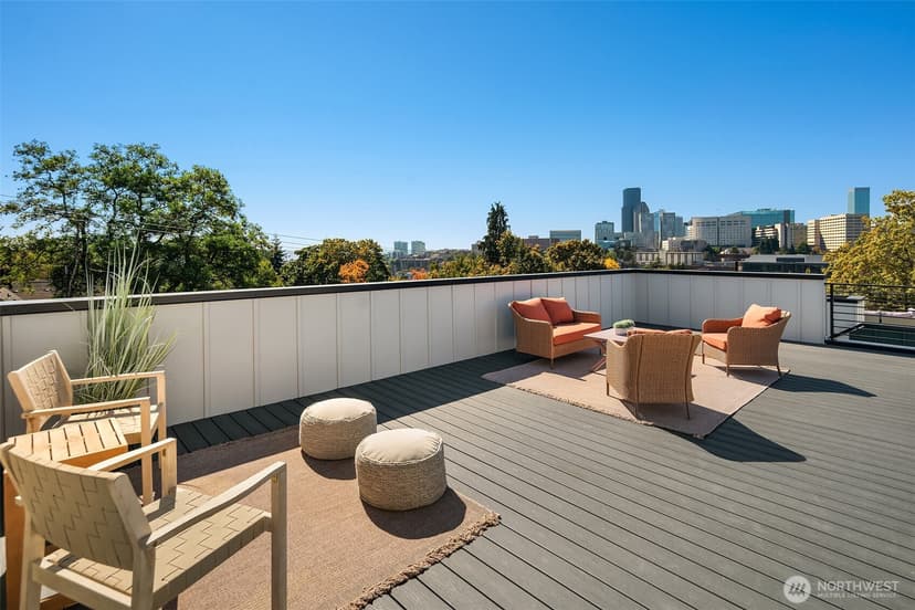 Property photo for 908 15th Avenue #B, Seattle photo 14