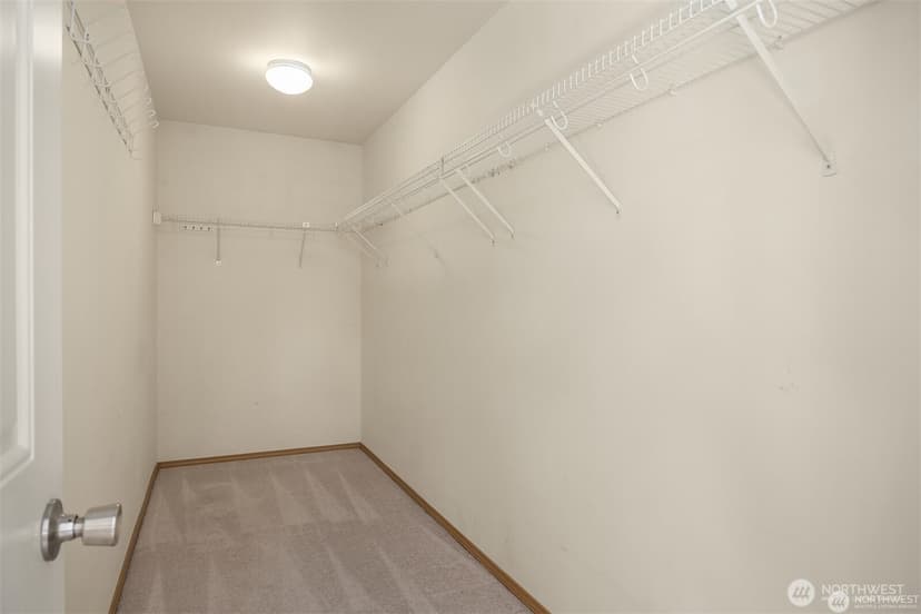 Property photo for 14210 50th Avenue SE, Everett photo 17