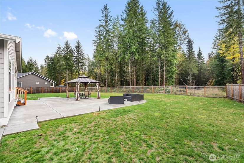 Property photo for 14025 107th Place NE, Lake Stevens photo 23