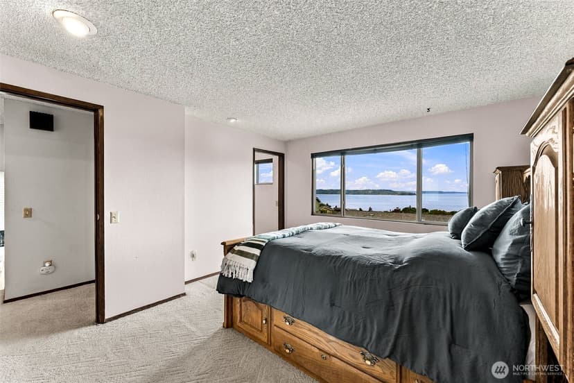 Property photo for 1023 S 286th Place, Federal Way photo 16