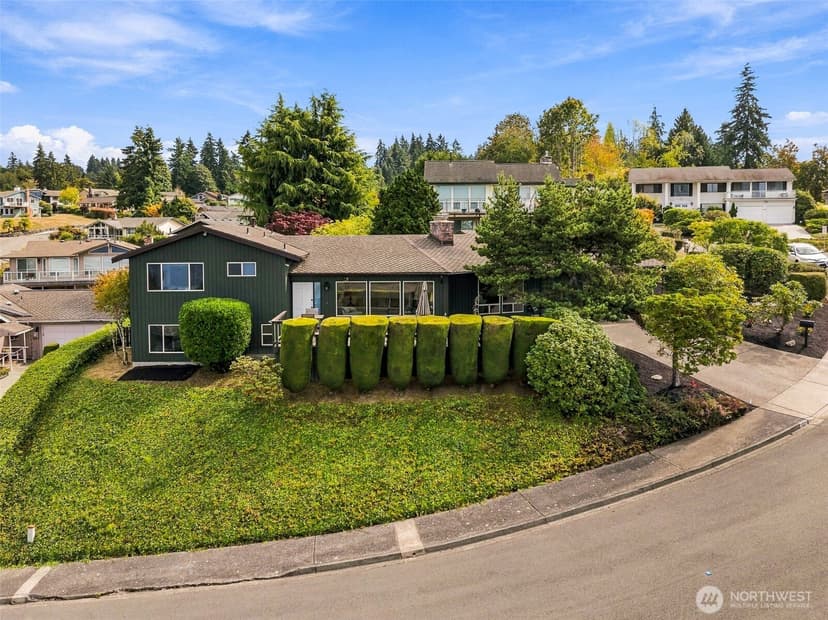 Property photo for 1023 S 286th Place, Federal Way photo 2