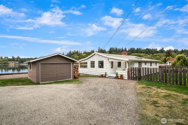 Property photo for 22207 Dockton Road SW, Vashon photo 4
