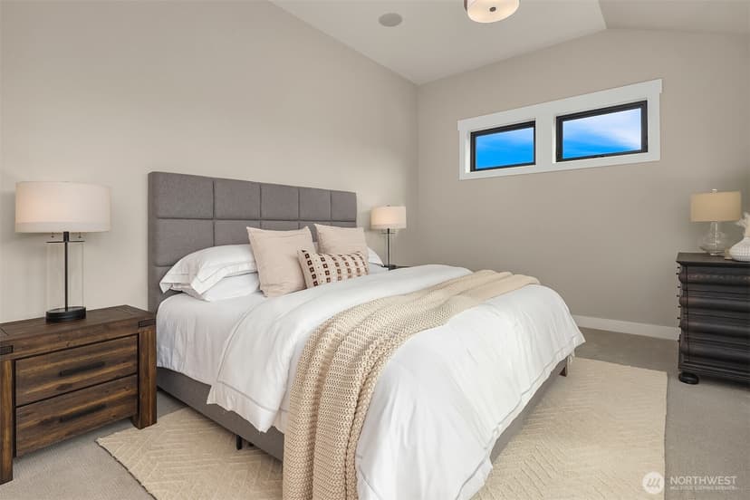 Property photo for 8040 Forest Drive NE, Seattle photo 19