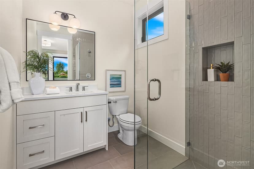 Property photo for 8040 Forest Drive NE, Seattle photo 31