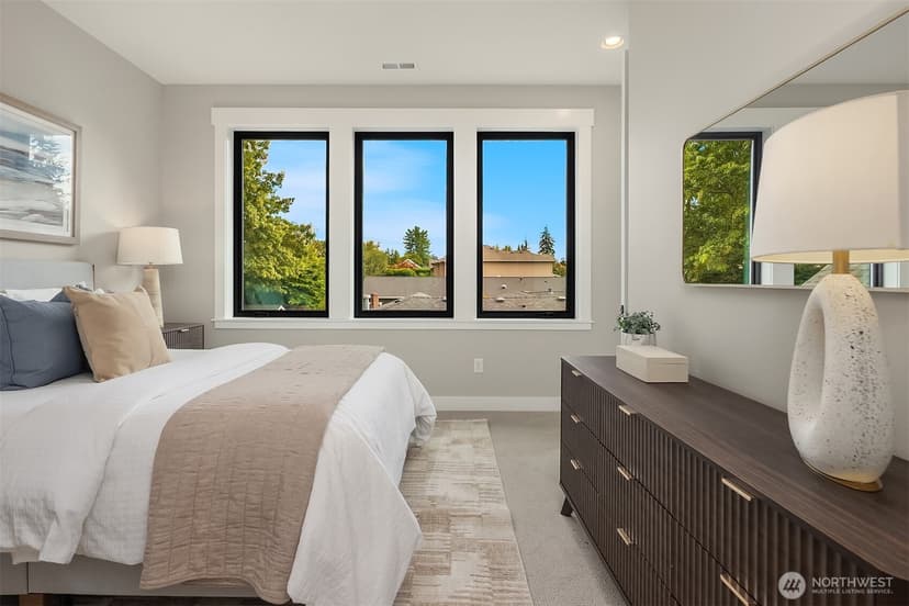 Property photo for 8040 Forest Drive NE, Seattle photo 25